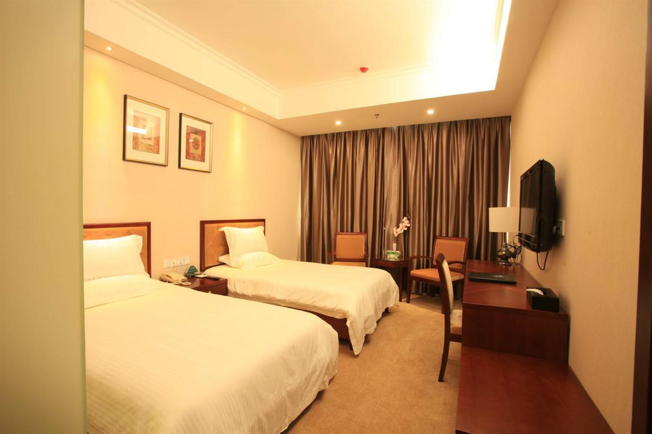 Greentree Inn Beijing Tongzhou Guoyuan Xinhualian Express Hotel Bagian luar foto